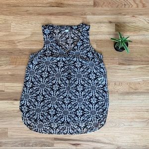 Old Navy Semi-sheer Floral Sleeveless Blouse